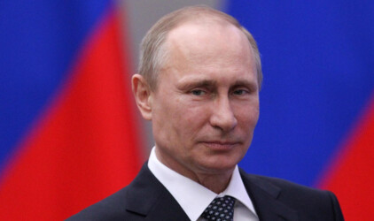 Путин пообещал подумать над созданием центра эндопротезирования в Волгограде