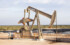 Волгоградцам предсказали рост доллара в связи с падением цен на нефть