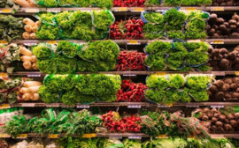 Жуков назвал причины отсутствия волгоградской продукции в магазинах