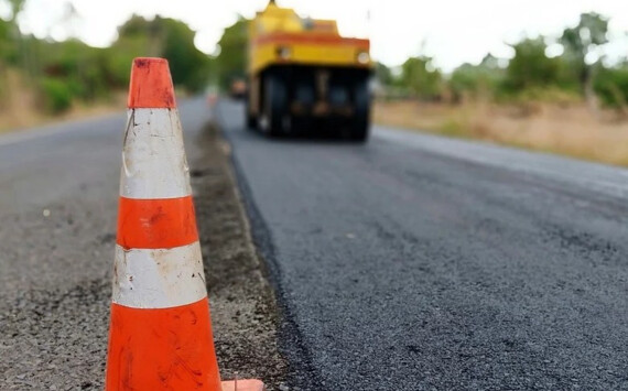 В Волгограде дороги в 25 дворах отремонтируют за 272 млн рублей