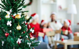 Как пережить праздники с родственниками: советы психологов