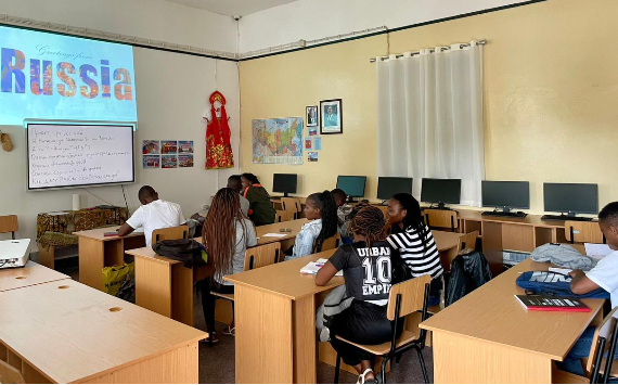 Увеличение бюджетных мест в 2 раза и проведение бесплатных курсов русского языка – обзор основных инициатив российско-африканского партнерства в сфере образования