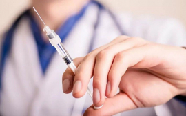 Вакцинация работников проводится в 300 организациях и предприятиях Волгоградской области